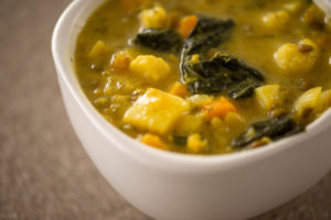 Cauliflower, Lentil & Spinach Vegan Soup